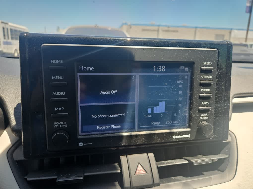 Thumbnail: 2021 Toyota RAV4 - 16