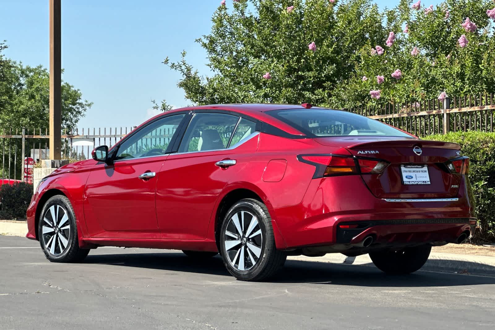 2022 Nissan Altima SL 6