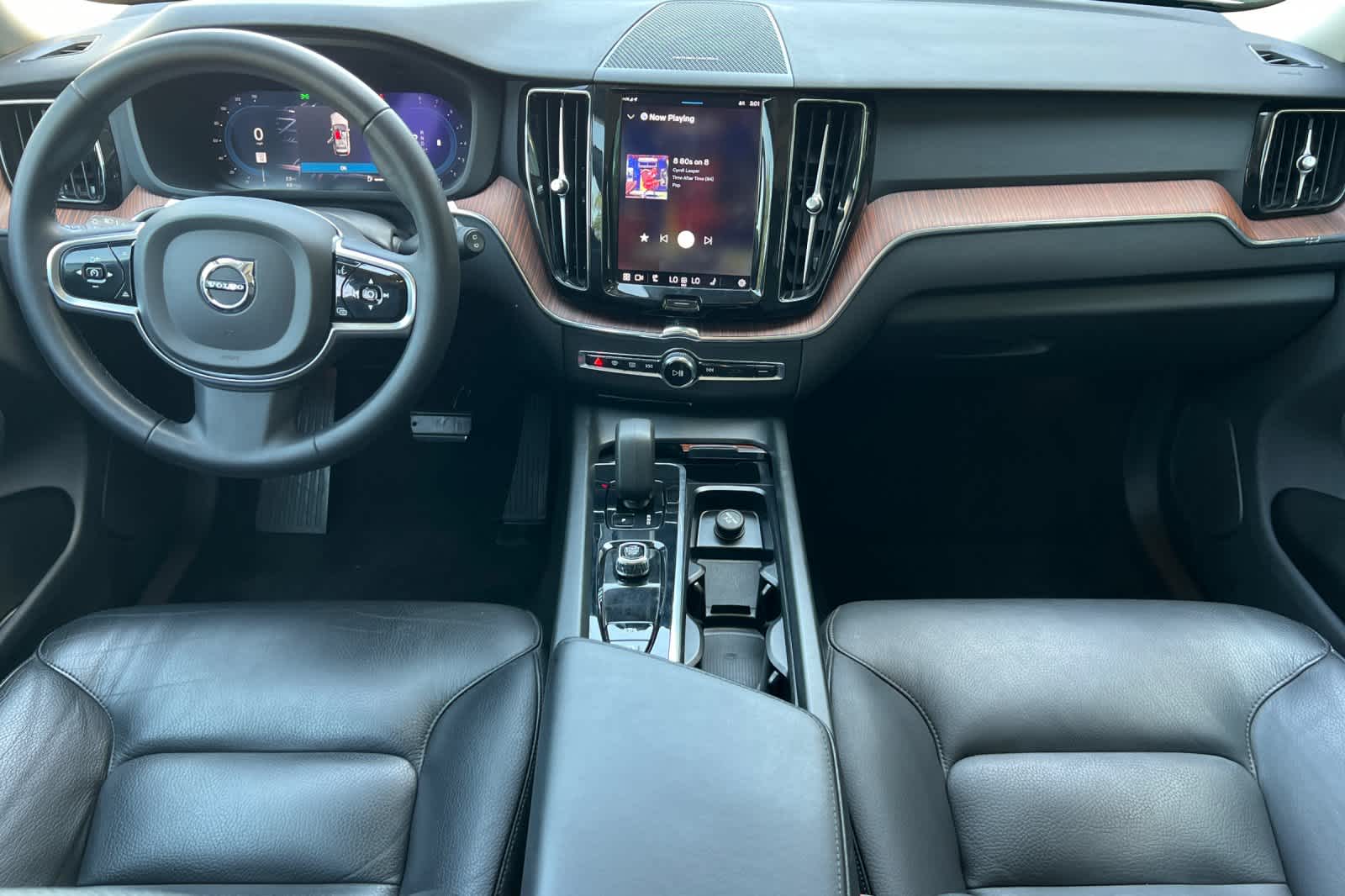 Thumbnail: 2023 Volvo XC60 - 3