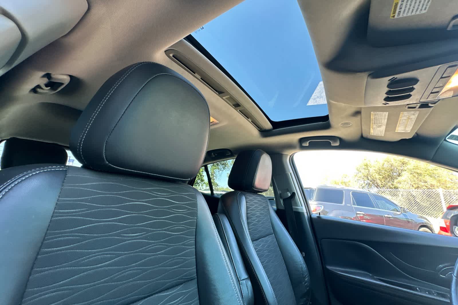 Thumbnail: 2015 Buick Encore - 17
