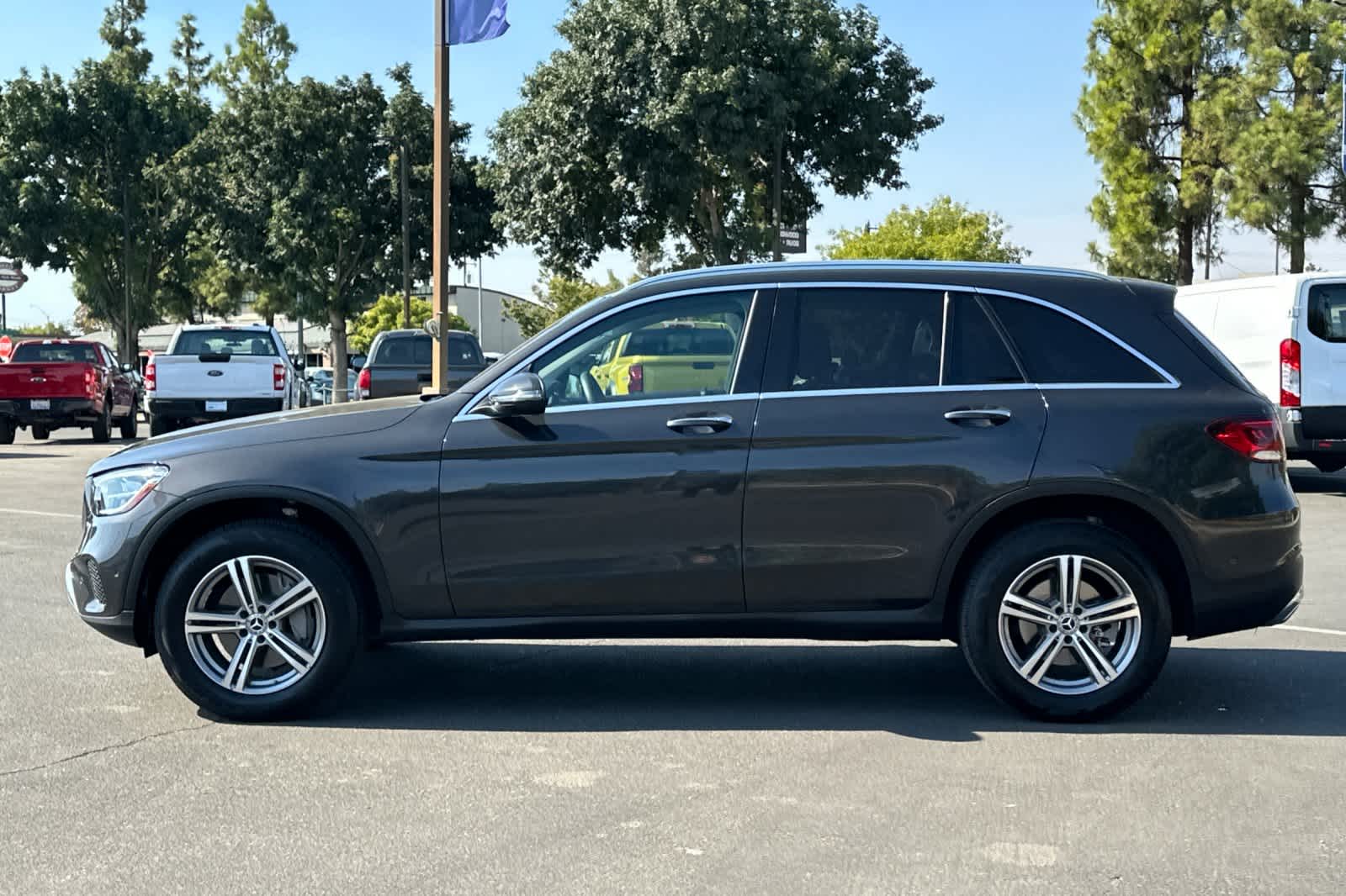 Thumbnail: 2022 Mercedes-Benz GLC - 6