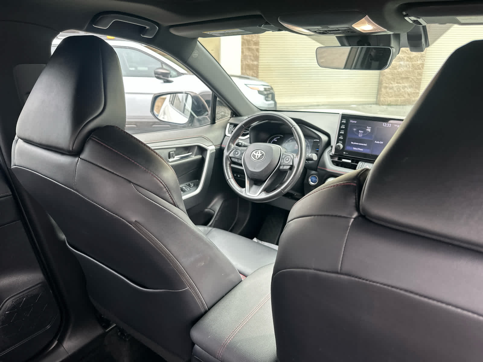 Thumbnail: 2022 Toyota RAV4 - 24