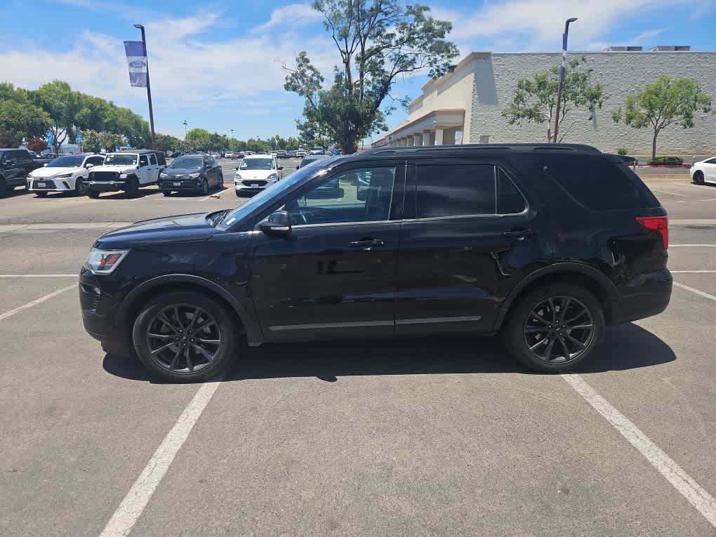 Thumbnail: 2018 Ford Explorer - 3