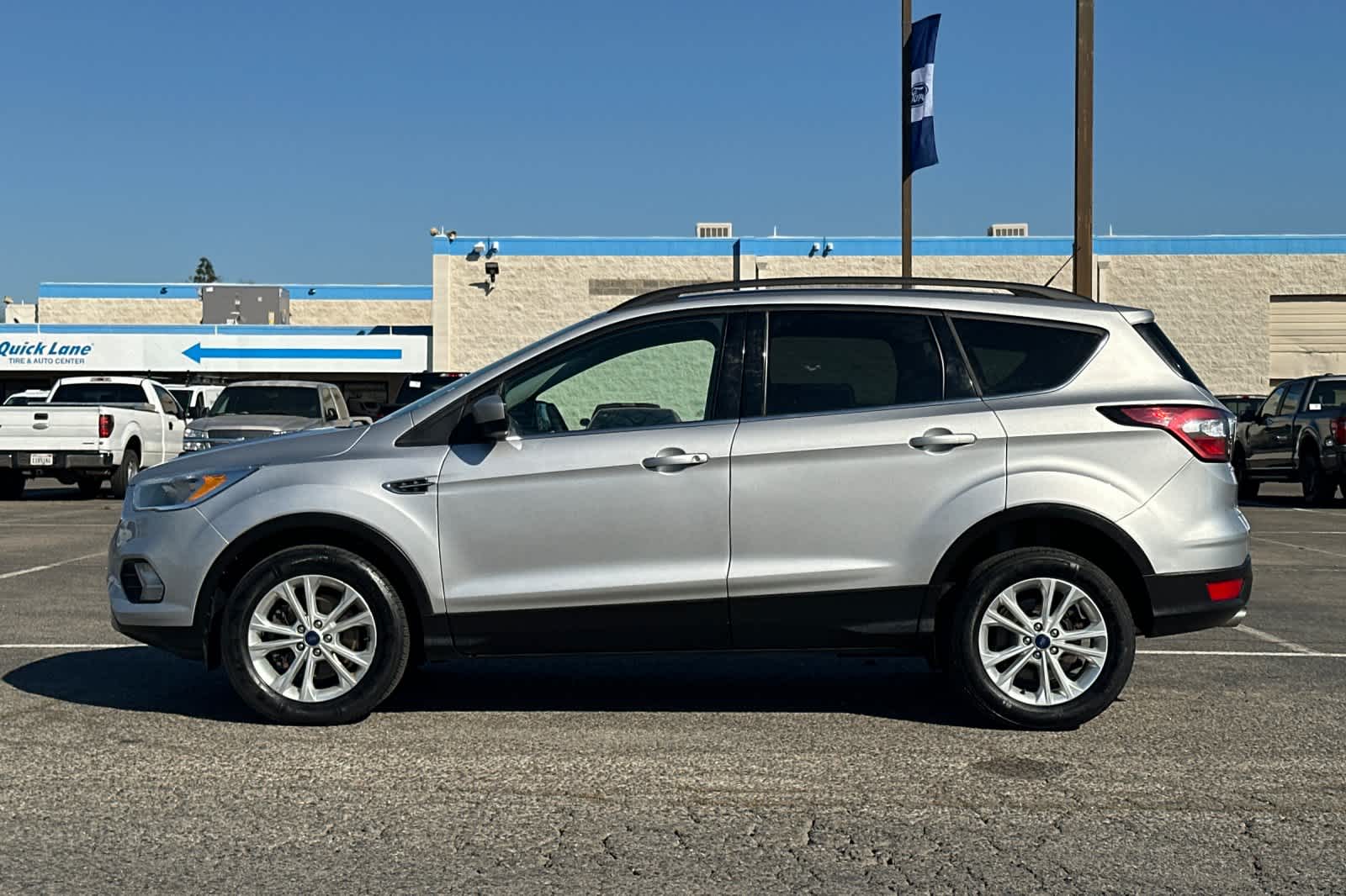 Thumbnail: 2018 Ford Escape - 5