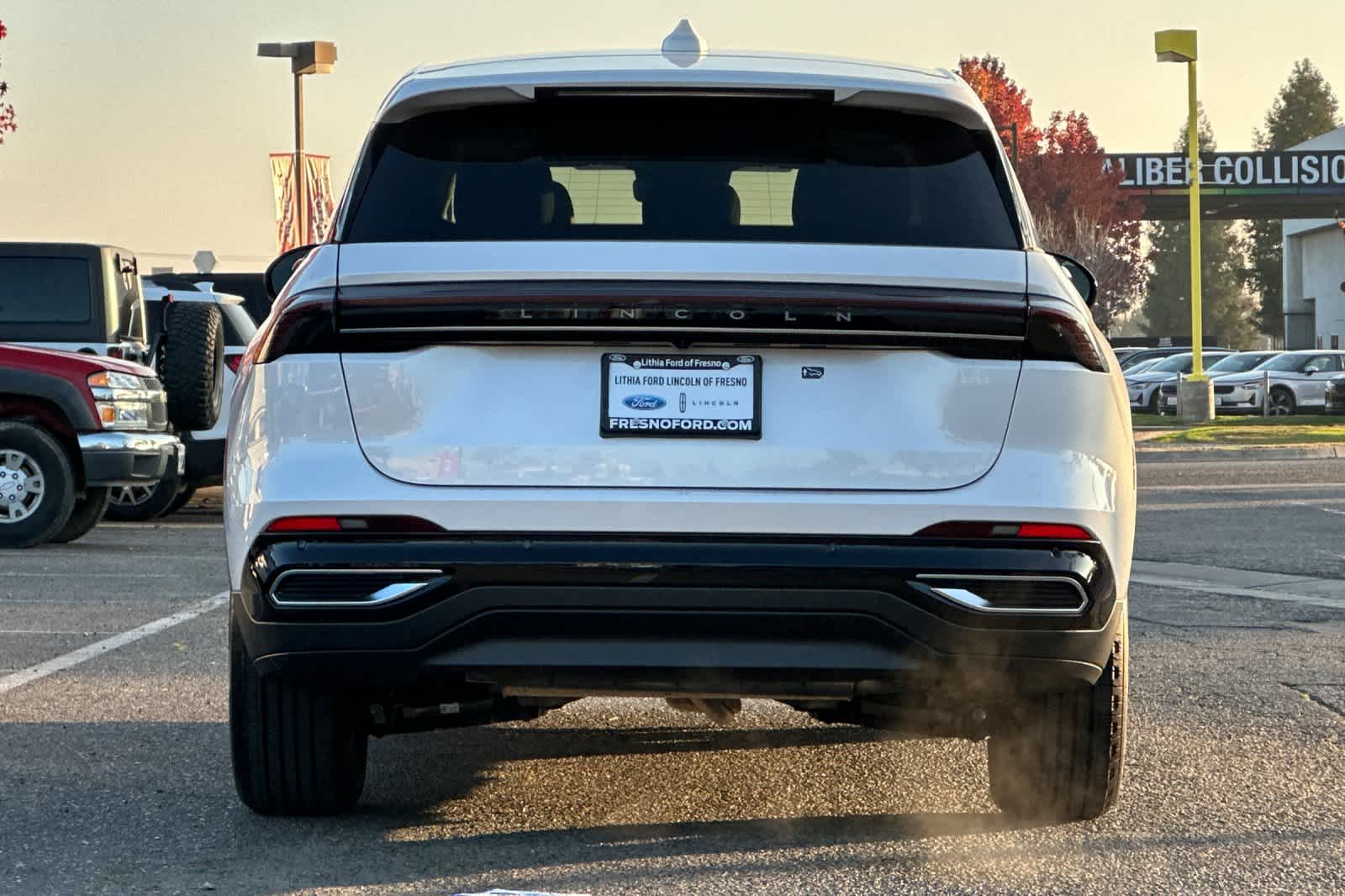 Thumbnail: 2026 Lincoln Nautilus - 7