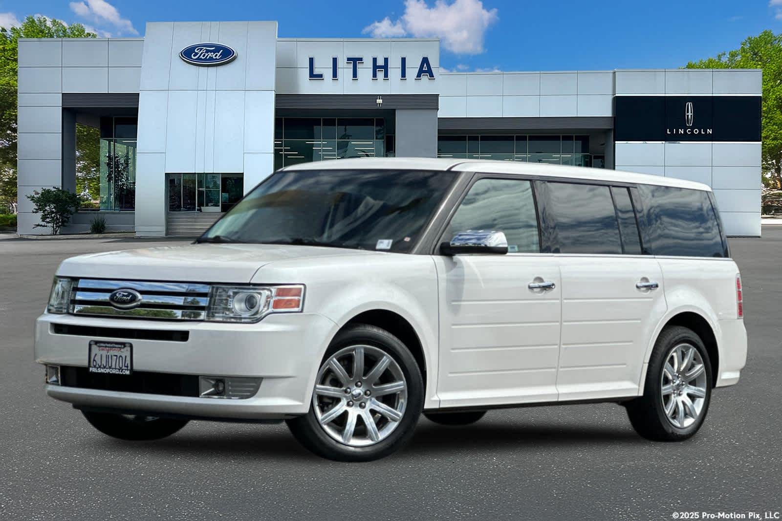 2009 Ford Flex Limited -
                  Fresno, CA