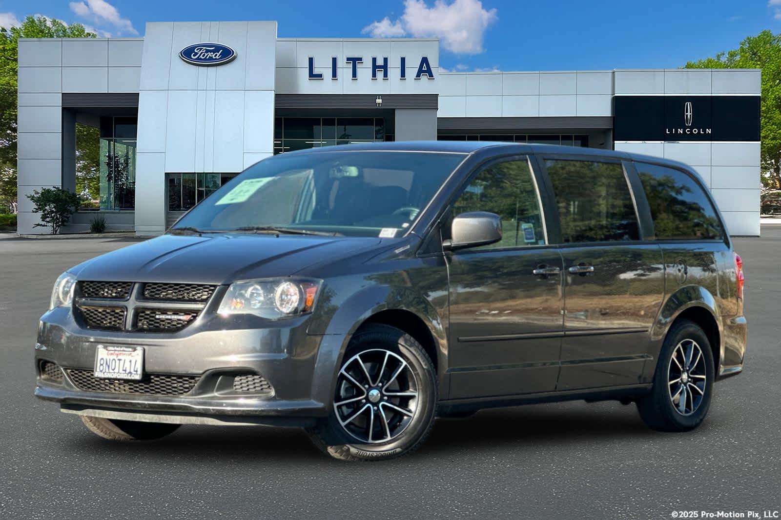 2017 Dodge Grand Caravan SE -
                  Fresno, CA