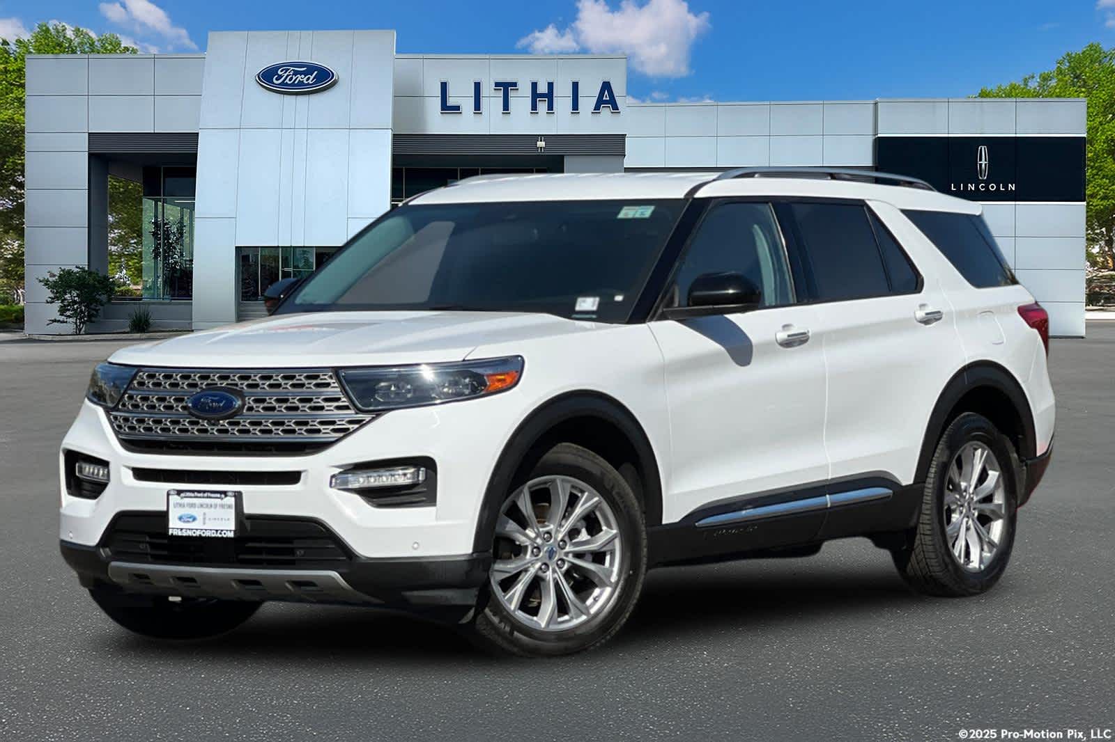 2023 Ford Explorer Limited 4WD's photo