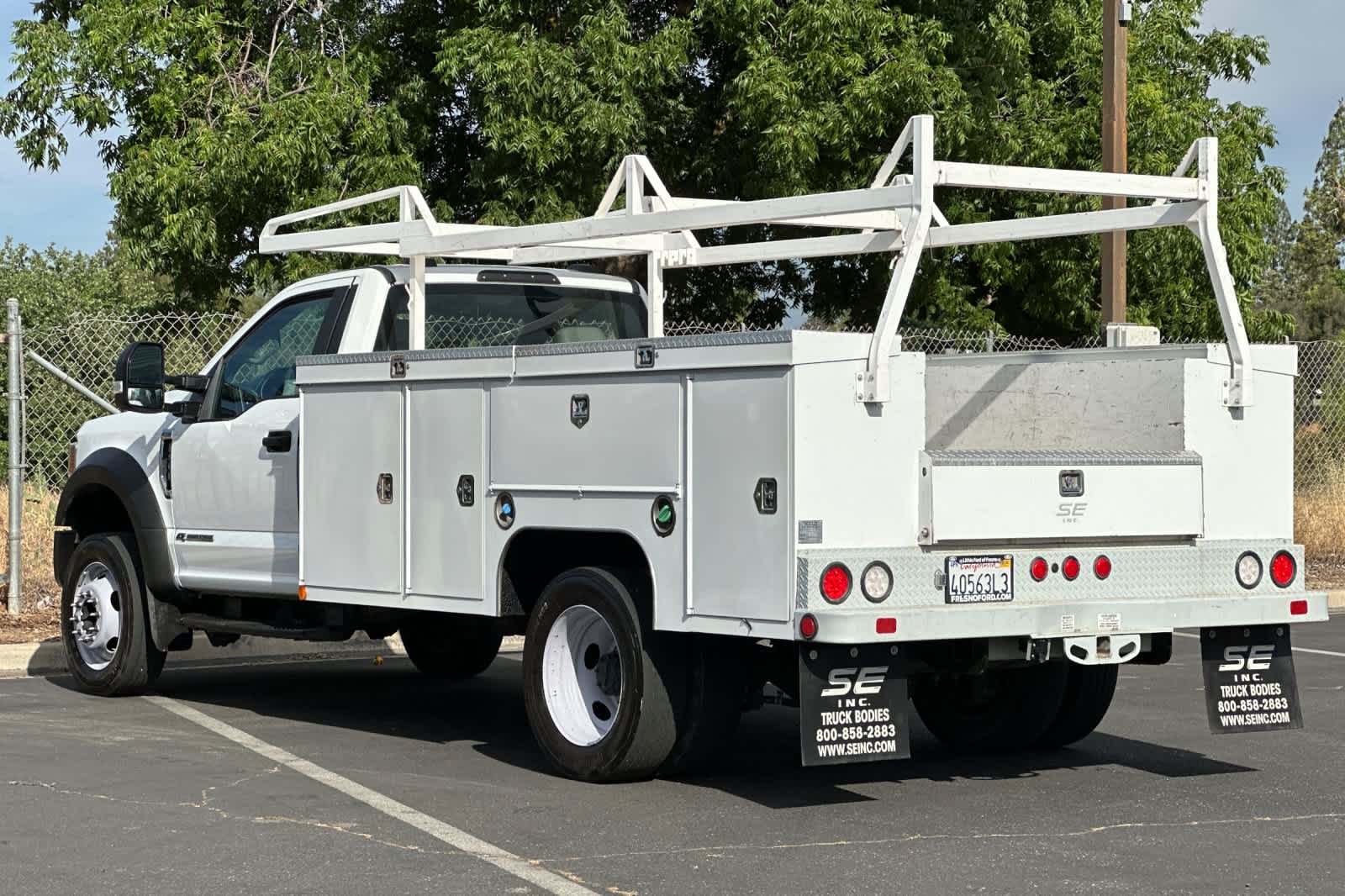 Thumbnail: 2022 Ford F-550 - 4