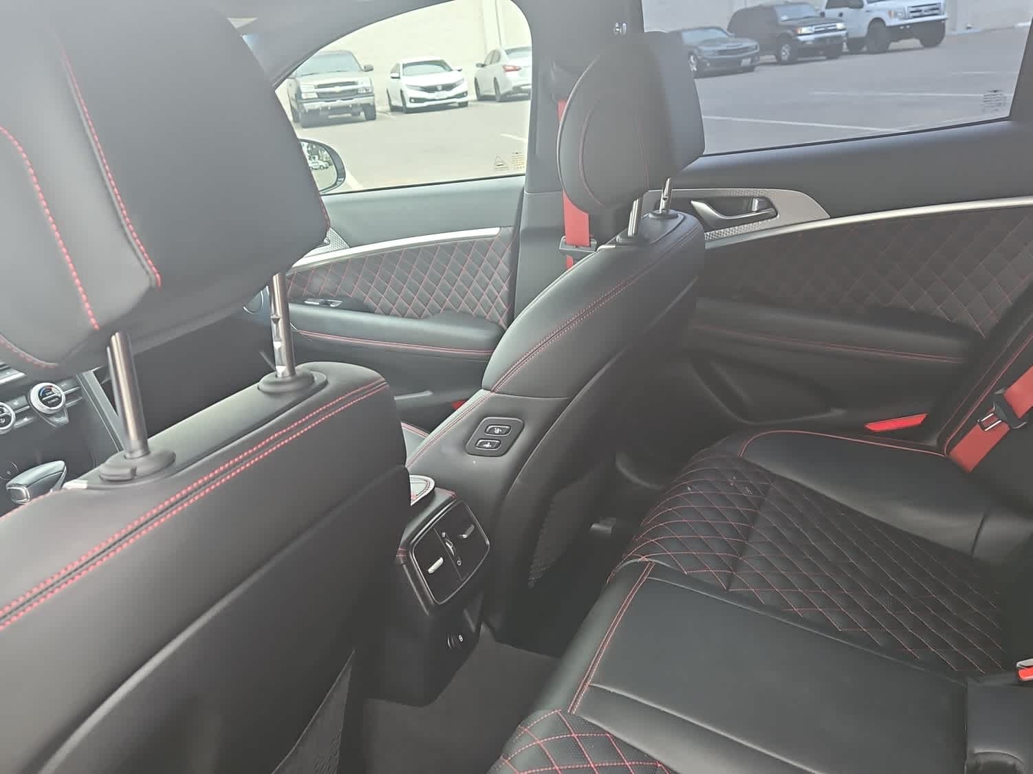 Thumbnail: 2023 Genesis G70 - 11