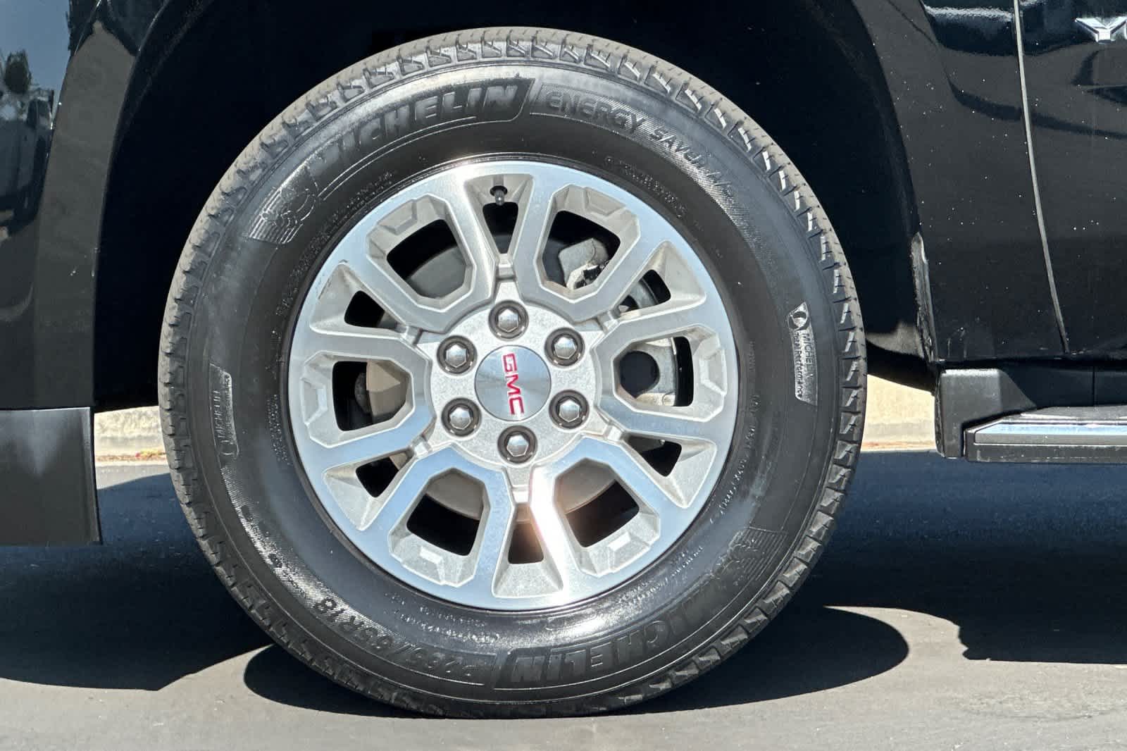 Thumbnail: 2019 GMC Yukon - 27