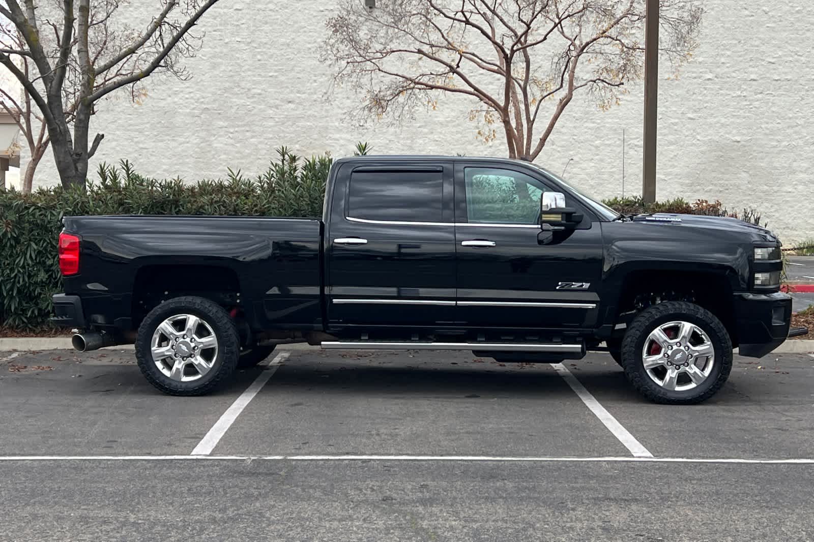 Thumbnail: 2019 Chevrolet Silverado 3500 - 8