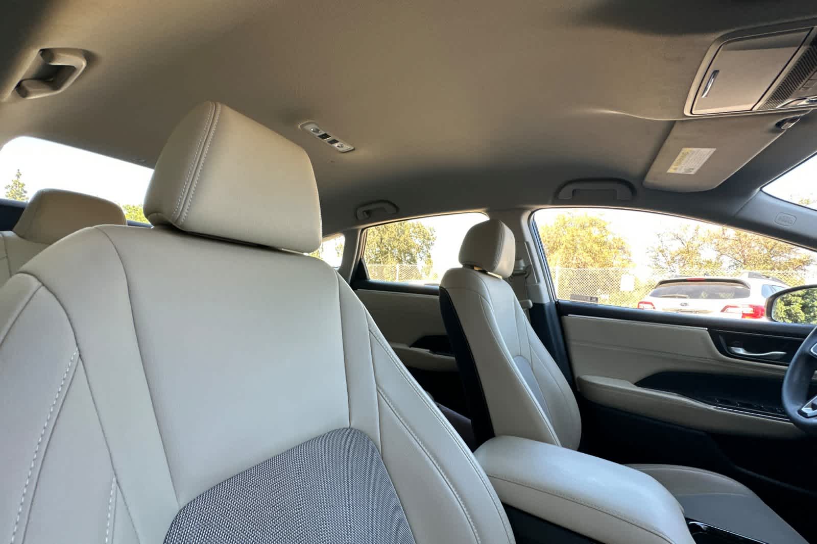 Thumbnail: 2018 Honda Clarity - 16