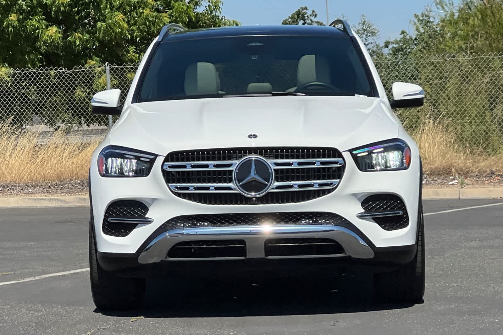 Thumbnail: 2025 Mercedes-Benz GLE - 10
