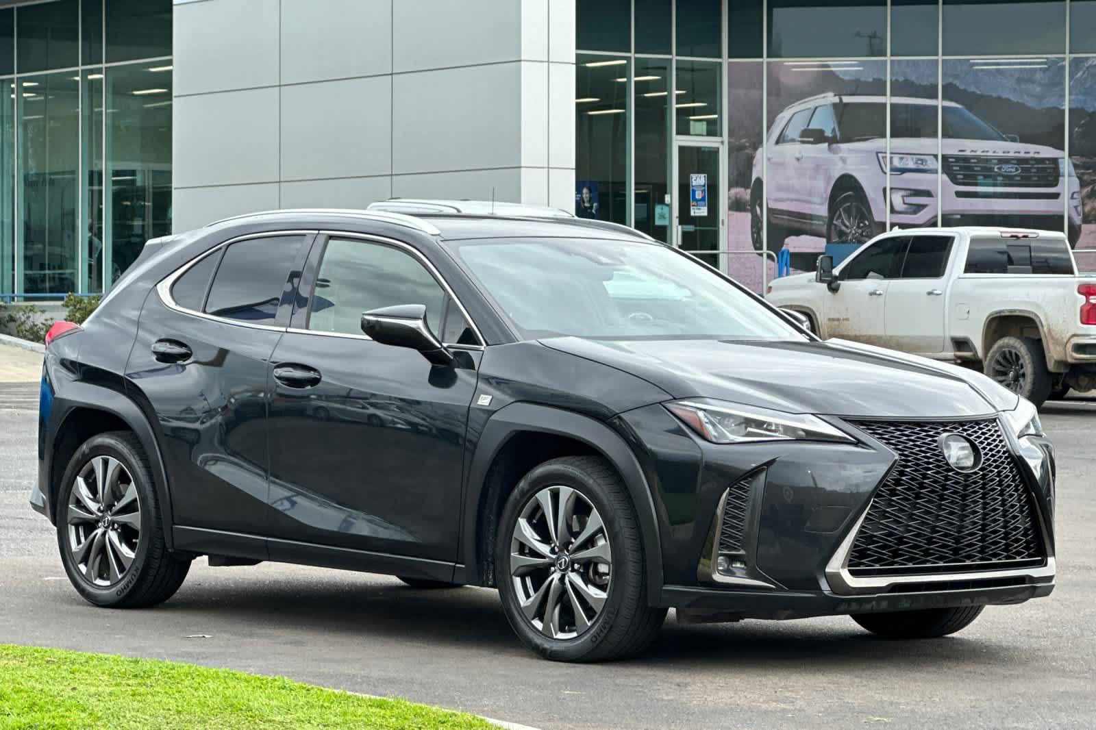 Thumbnail: 2020 Lexus UX - 9
