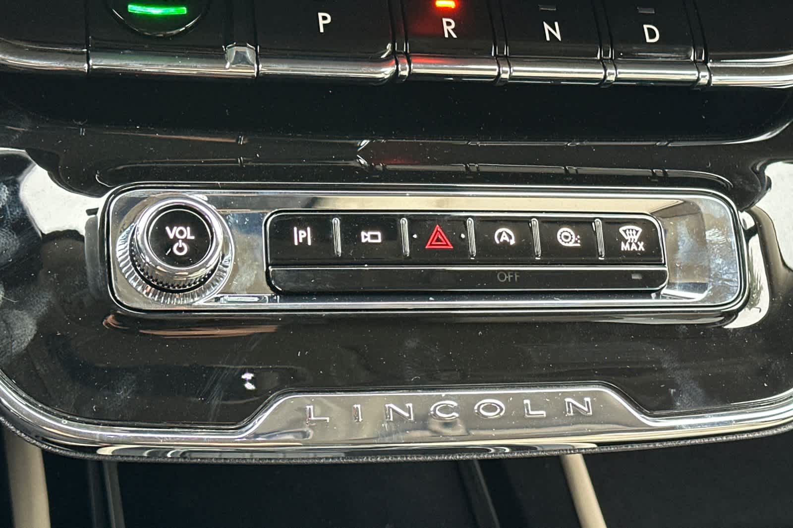 Thumbnail: 2025 Lincoln Corsair - 22