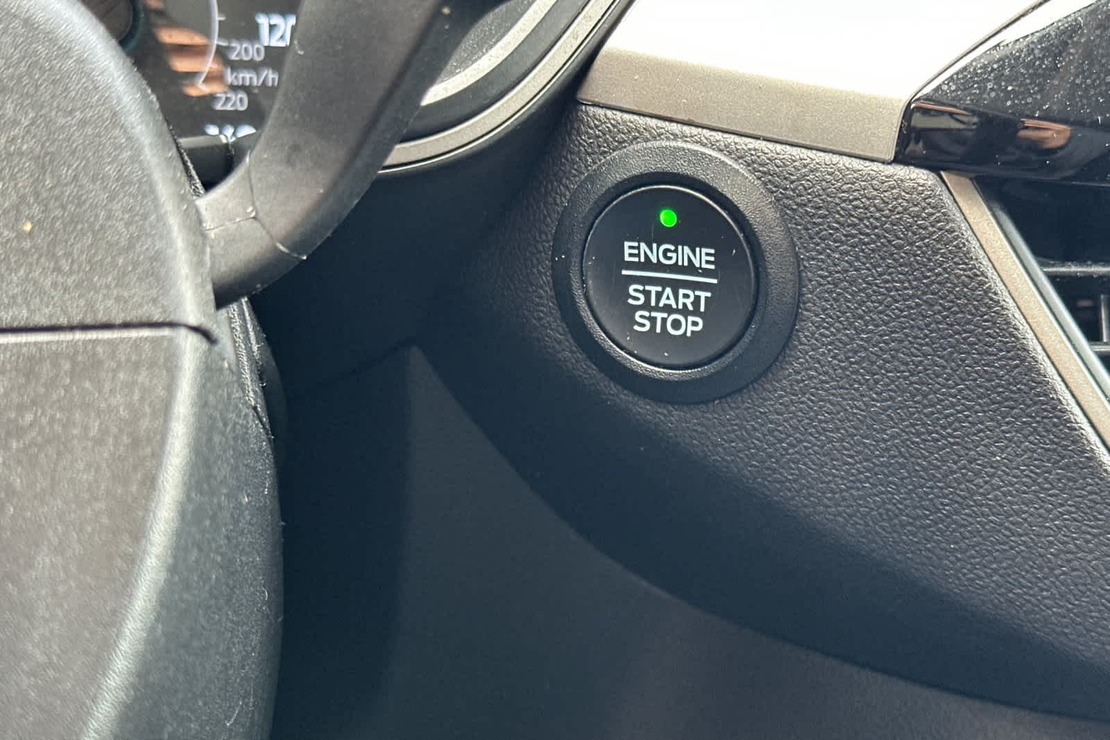 Thumbnail: 2022 Ford Escape - 22