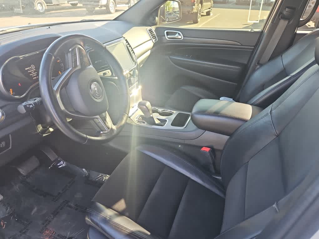 Thumbnail: 2021 Jeep Grand Cherokee - 14