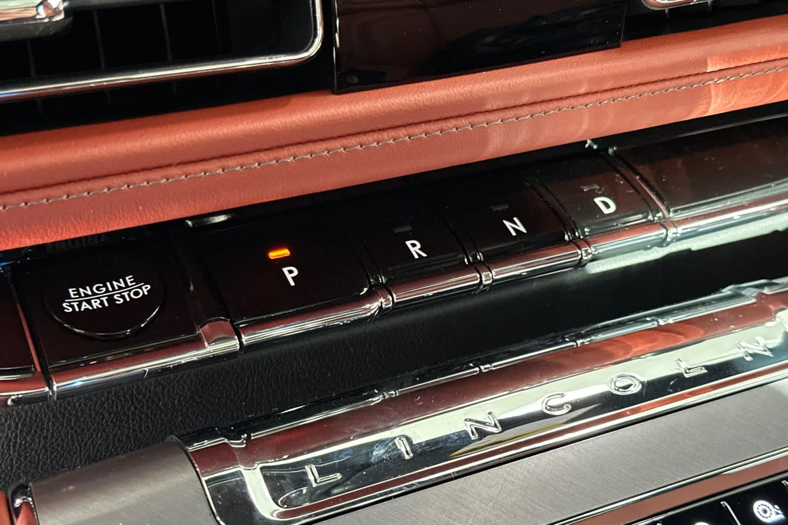 Thumbnail: 2026 Lincoln Aviator - 24