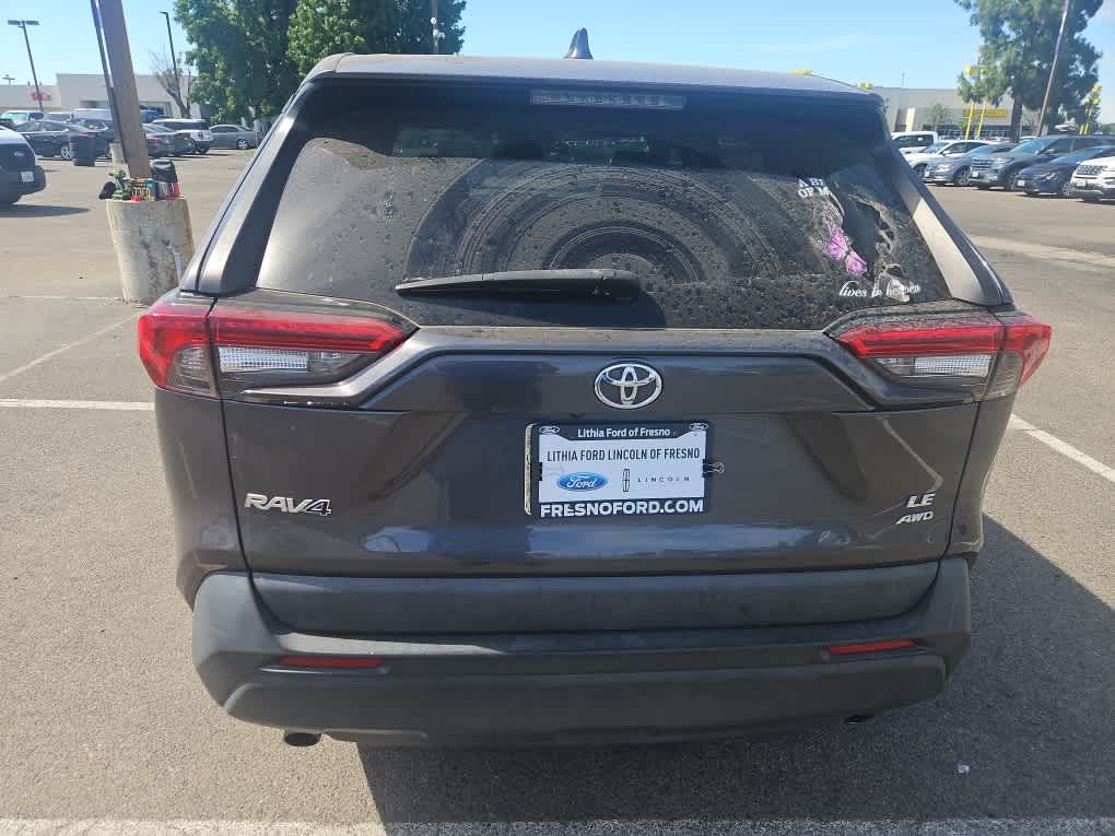 Thumbnail: 2022 Toyota RAV4 - 6