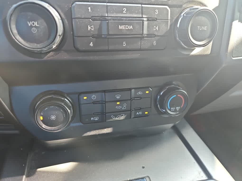 Thumbnail: 2019 Ford F-150 - 17