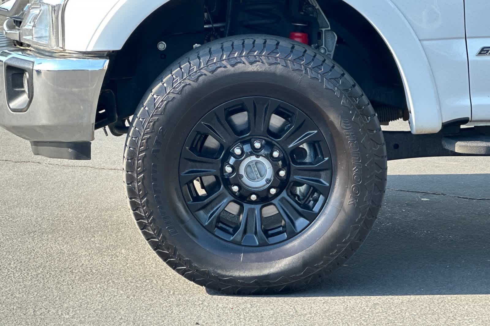 Thumbnail: 2021 Ford F-250 - 24