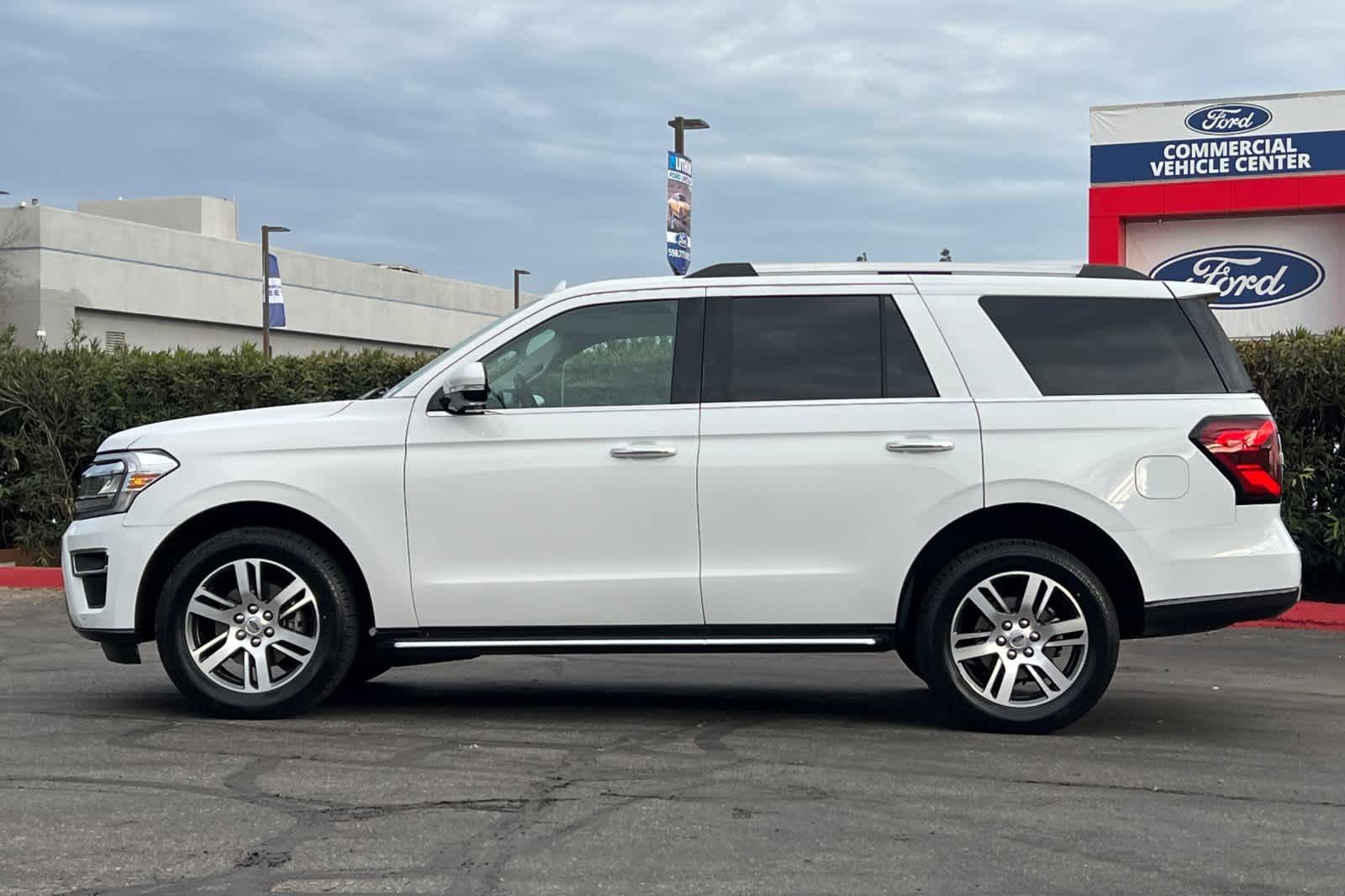 Thumbnail: 2023 Ford Expedition - 5