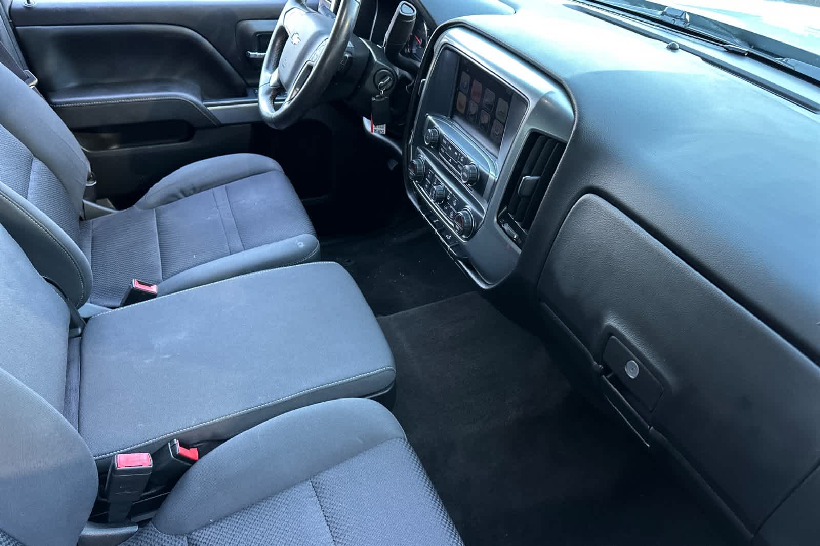 Thumbnail: 2017 Chevrolet Silverado 1500 - 16