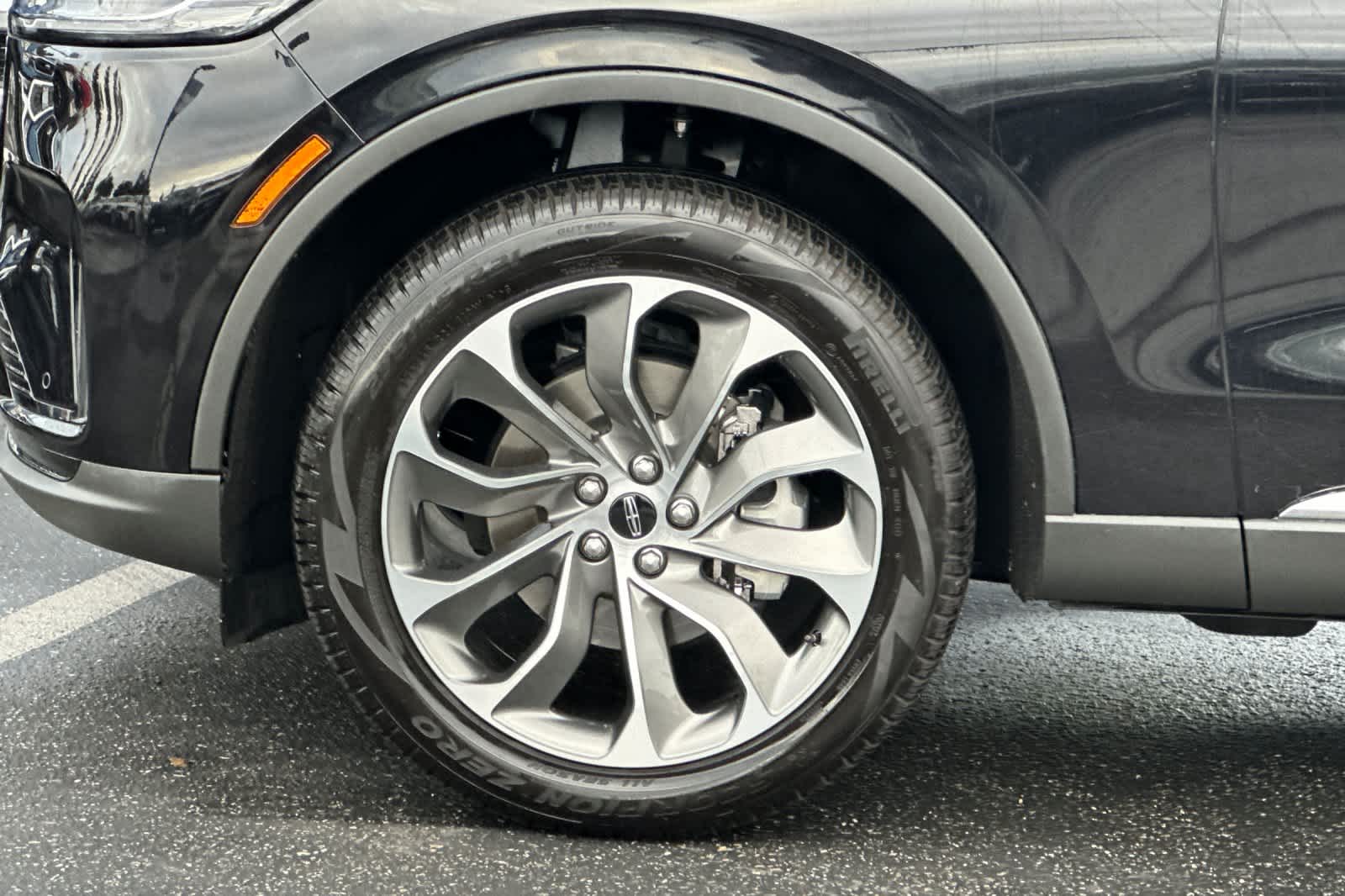 Thumbnail: 2025 Lincoln Aviator - 27