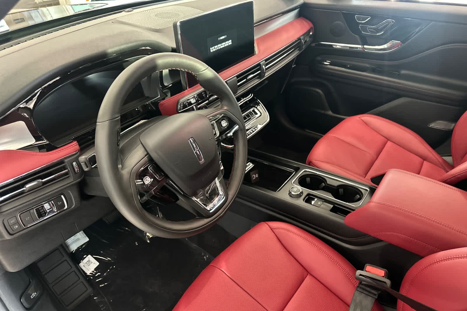 Thumbnail: 2026 Lincoln Corsair - 12