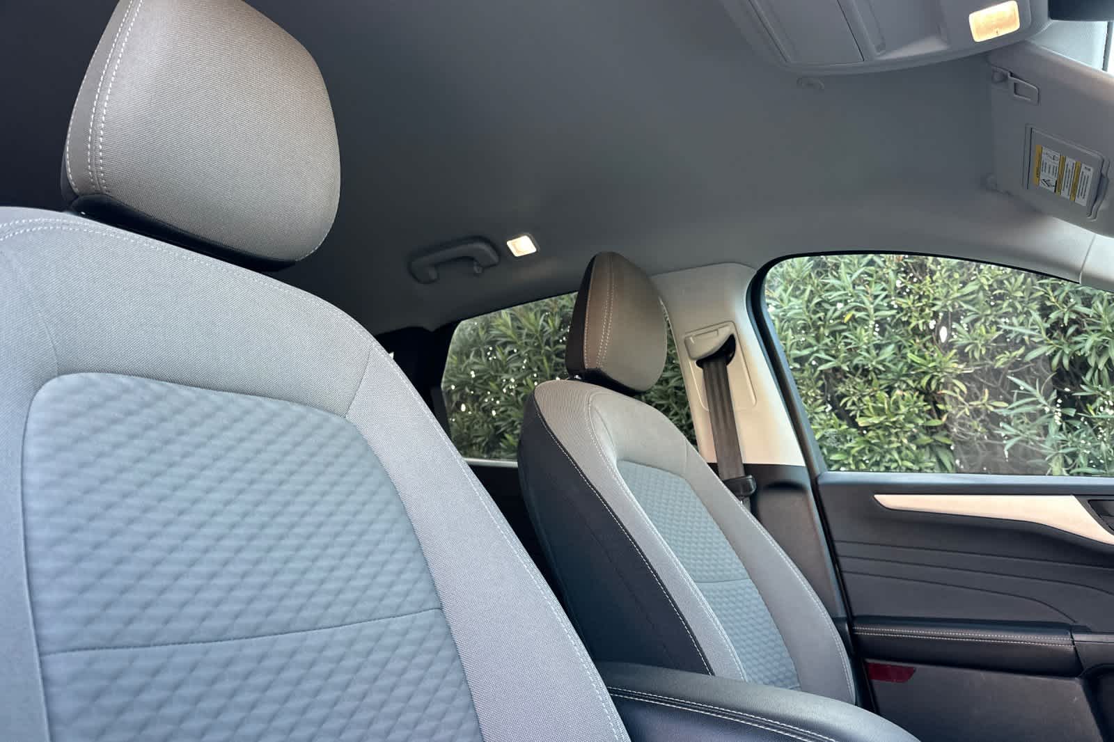 Thumbnail: 2022 Ford Escape - 17