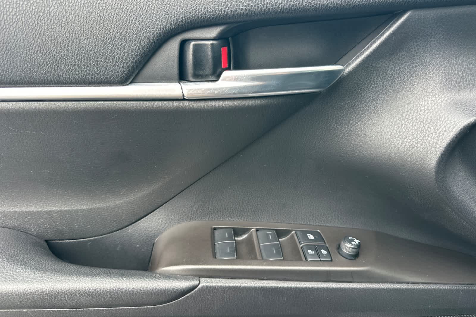 Thumbnail: 2023 Toyota Camry - 13