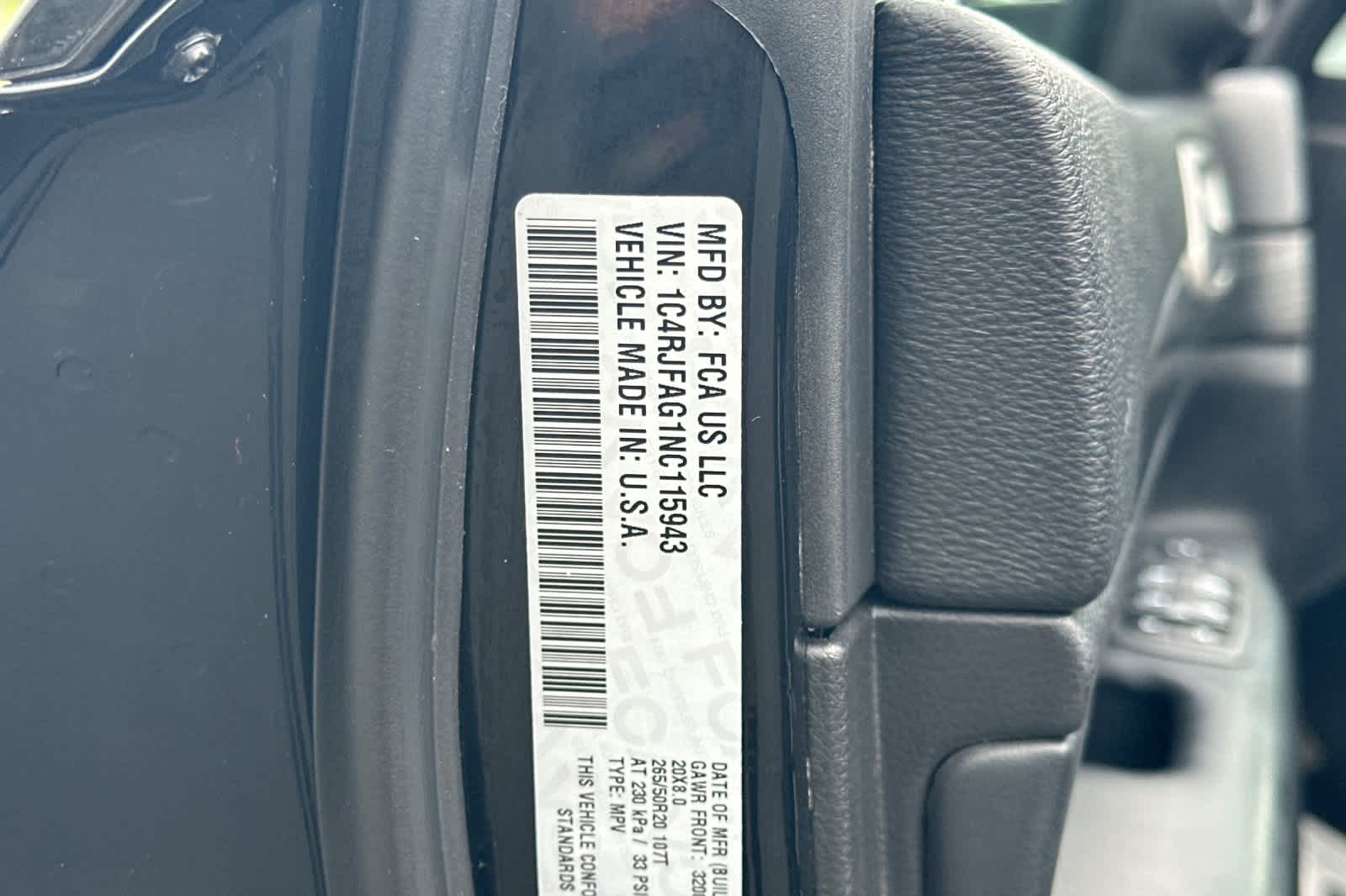 Thumbnail: 2022 Jeep Grand Cherokee - 30