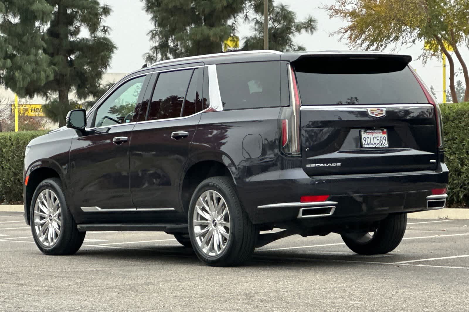 Thumbnail: 2022 Cadillac Escalade - 7