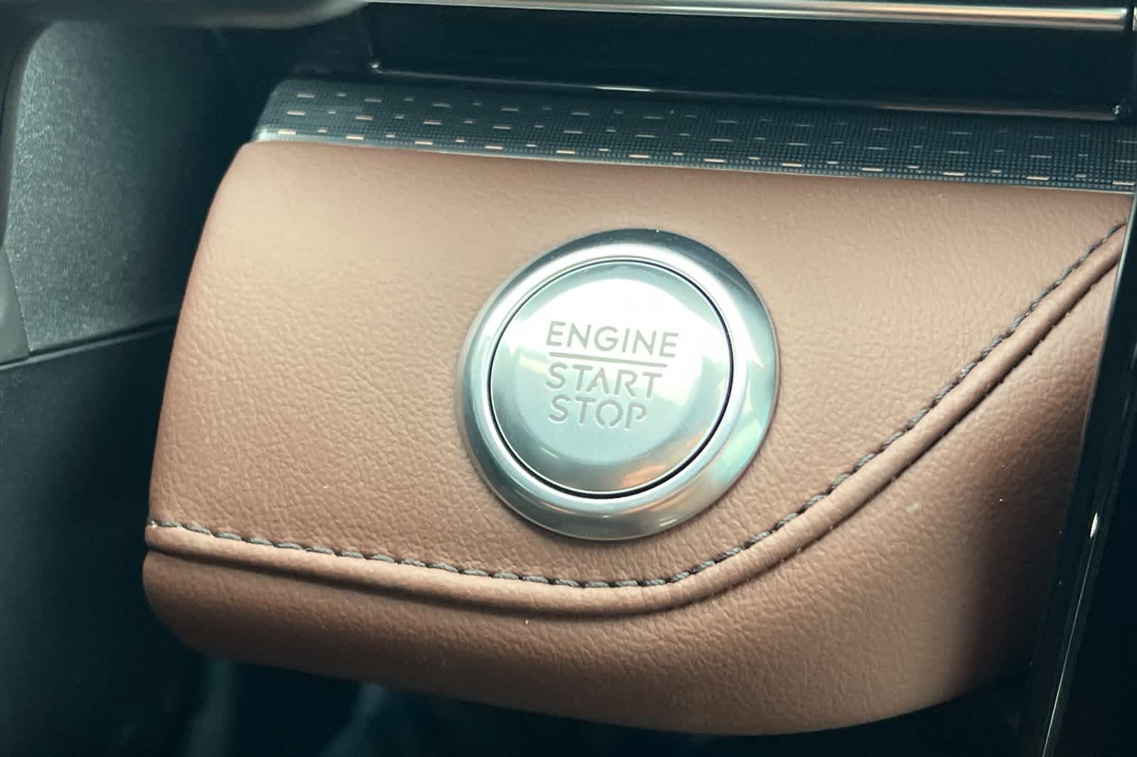 Thumbnail: 2026 Lincoln Nautilus - 24