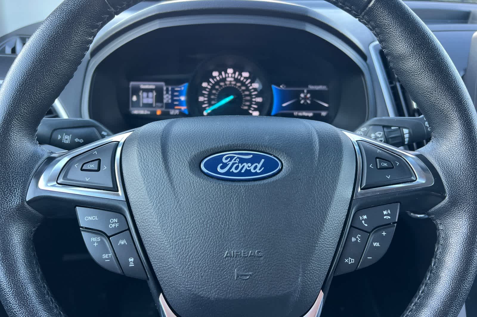 Thumbnail: 2024 Ford Edge - 25