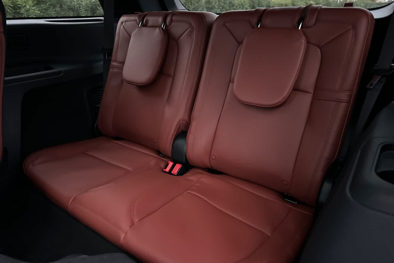 Thumbnail: 2026 Lincoln Aviator - 16