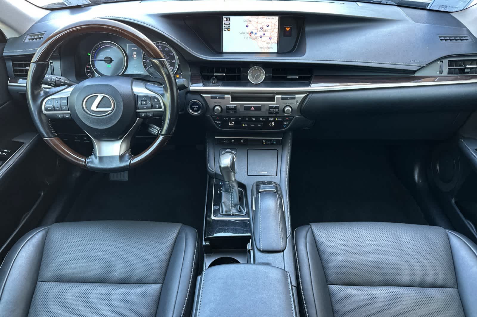 Thumbnail: 2018 Lexus ES - 3