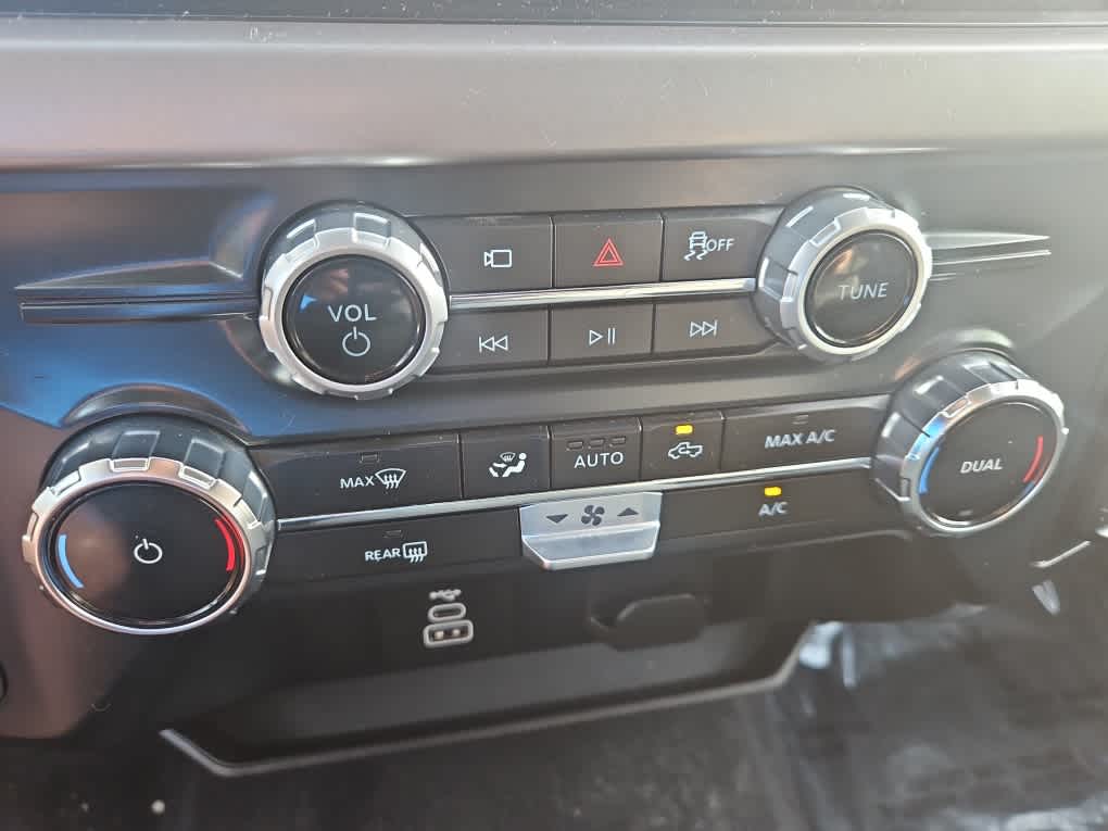 Thumbnail: 2025 Ford F-150 - 17