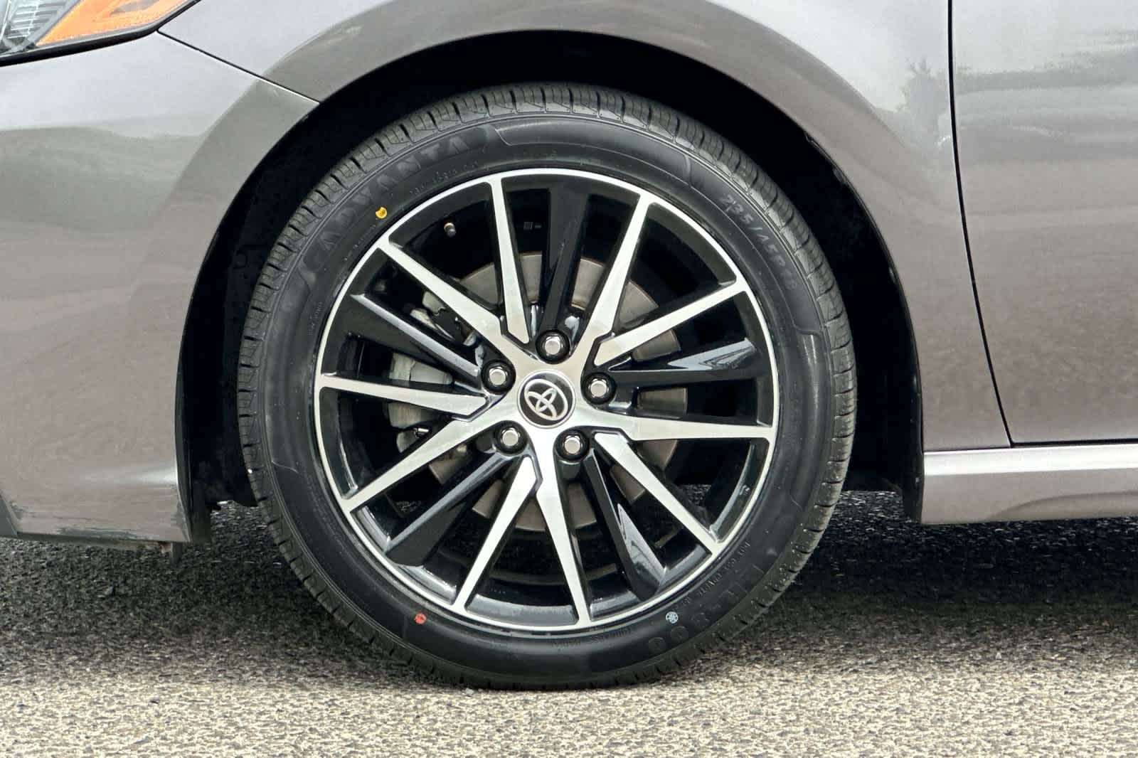 Thumbnail: 2023 Toyota Camry - 25