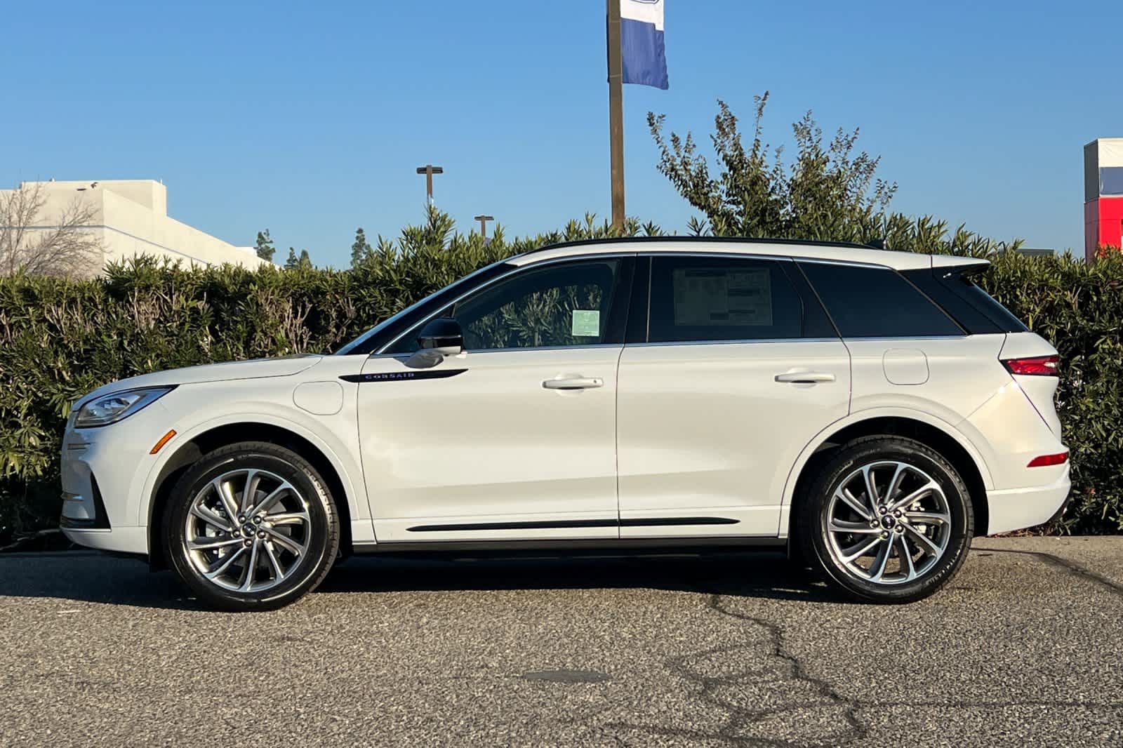 Thumbnail: 2026 Lincoln Corsair - 5