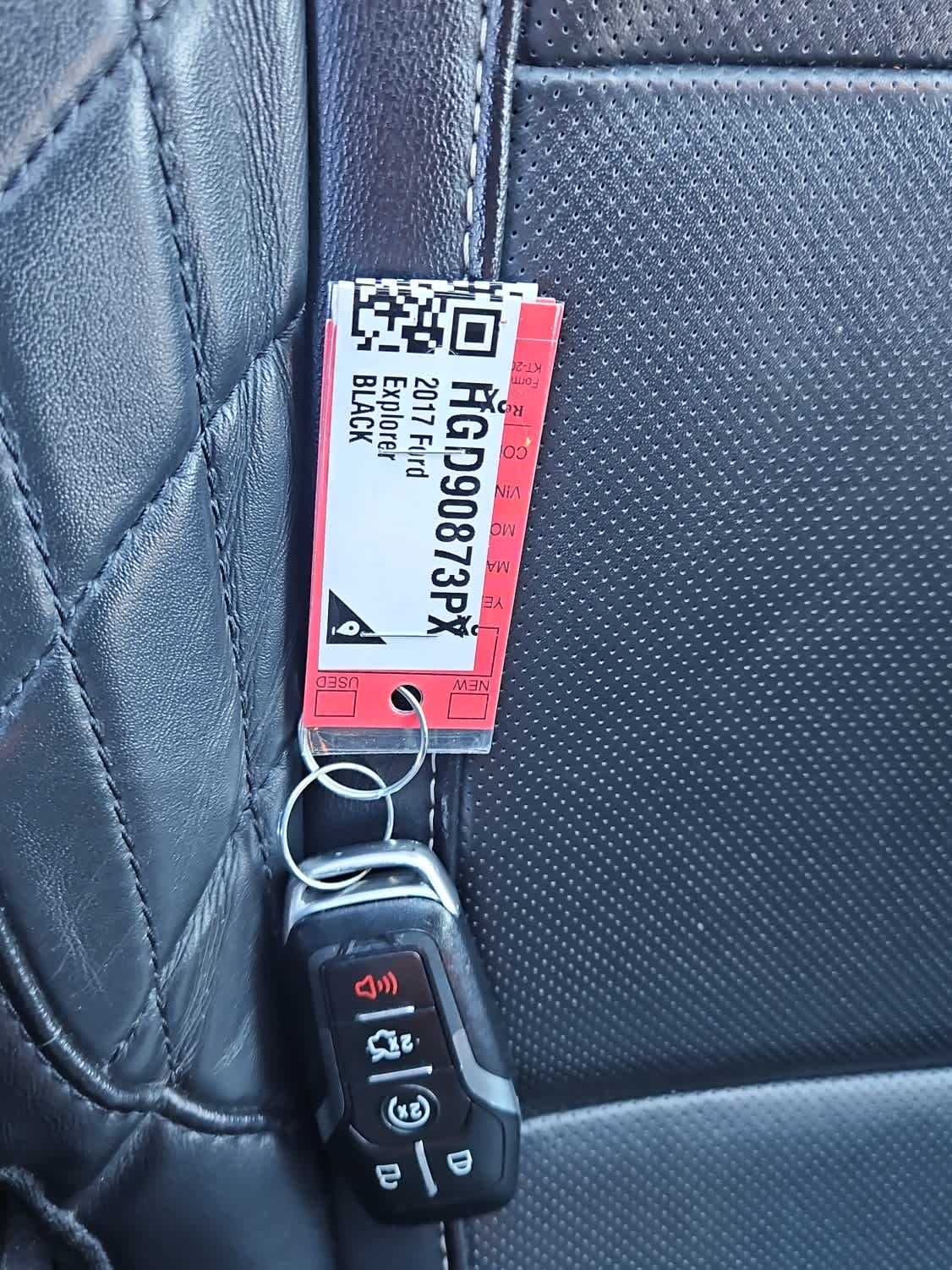 Thumbnail: 2017 Ford Explorer - 21