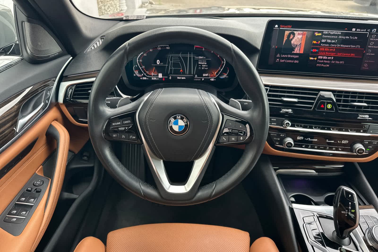 Thumbnail: 2021 BMW 5 Series - 14
