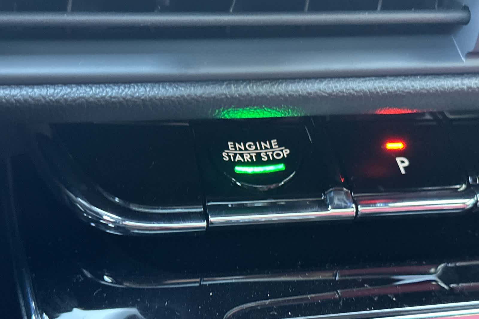 Thumbnail: 2025 Lincoln Corsair - 24