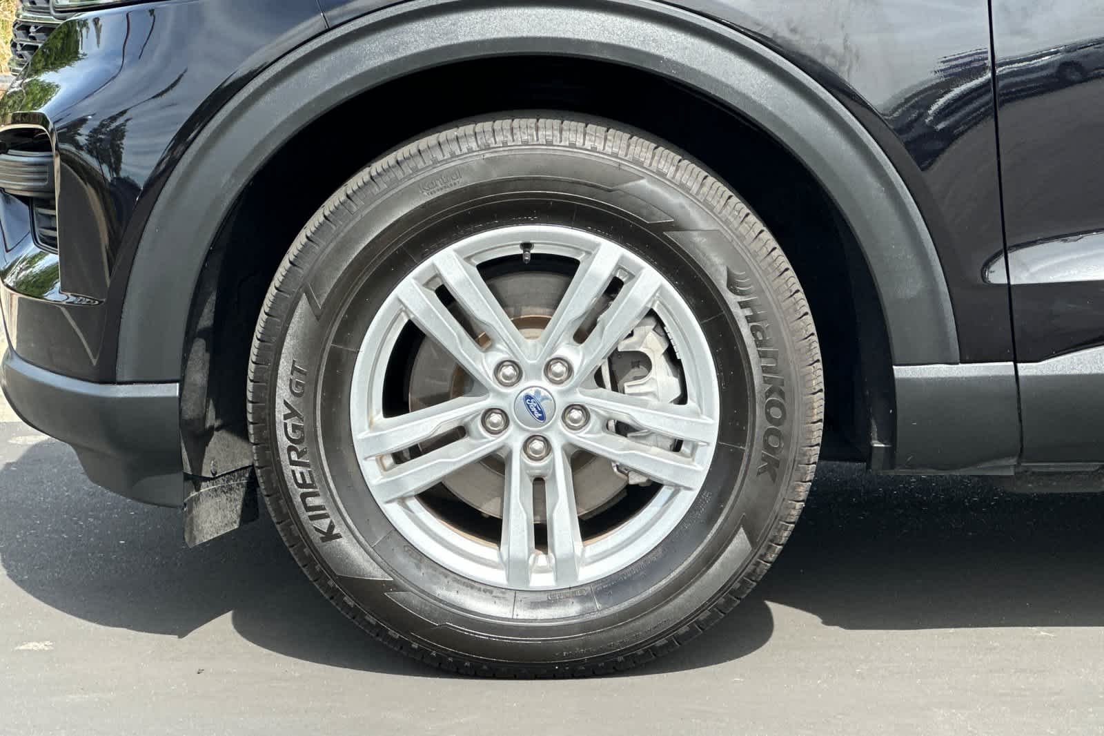 2023 Ford Explorer XLT 26