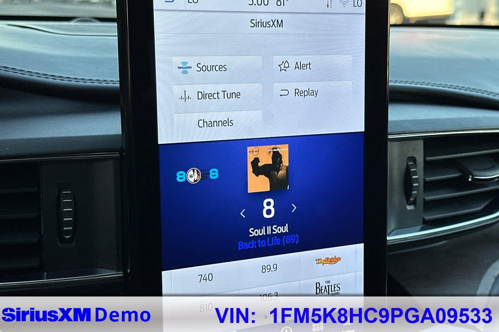 Thumbnail: 2023 Ford Explorer - 31