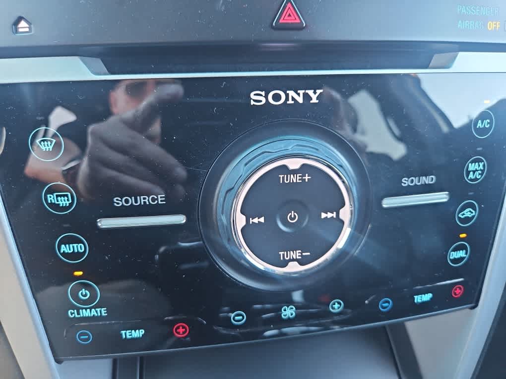 Thumbnail: 2014 Ford Explorer - 19