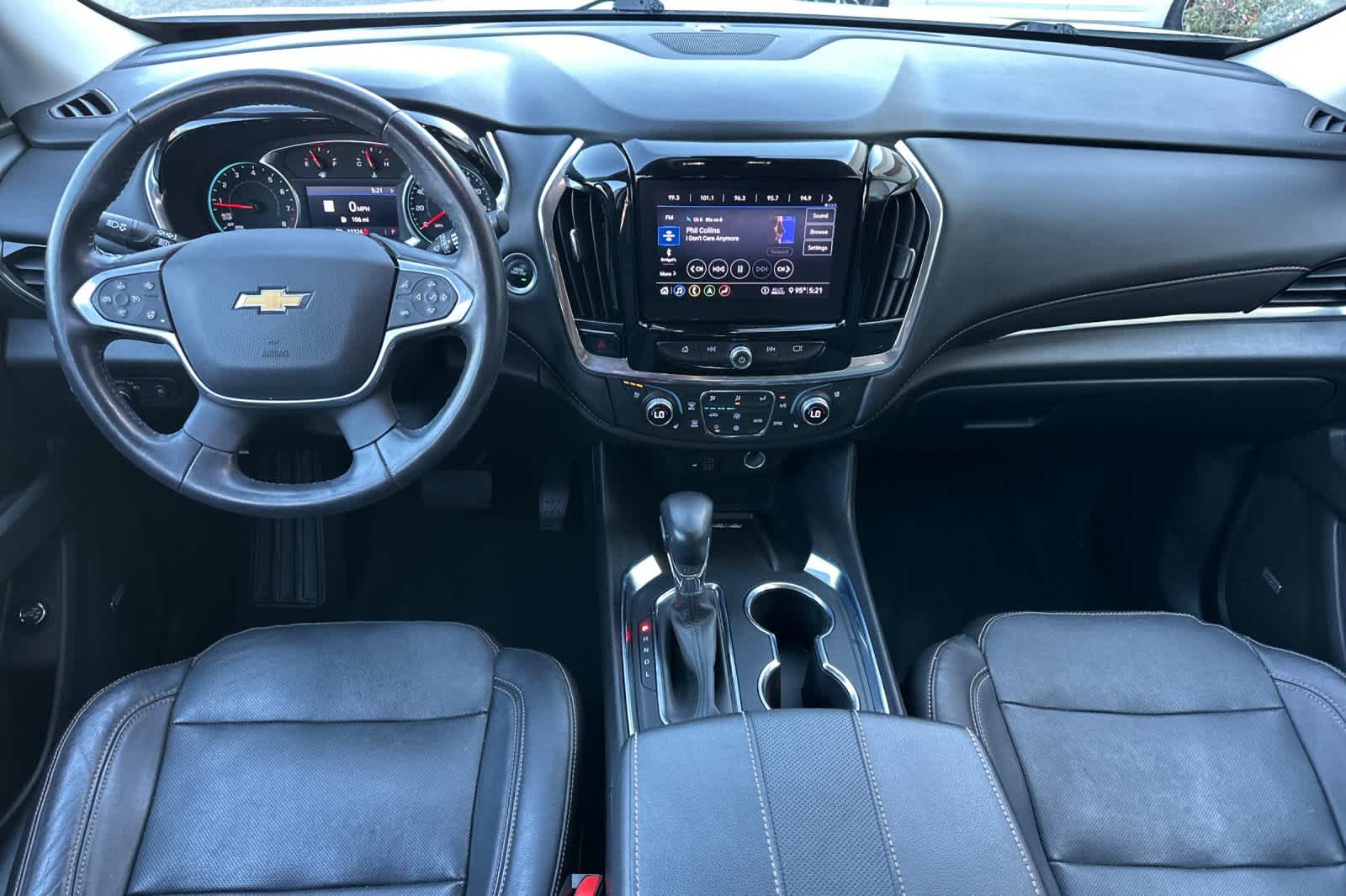 Thumbnail: 2021 Chevrolet Traverse - 3