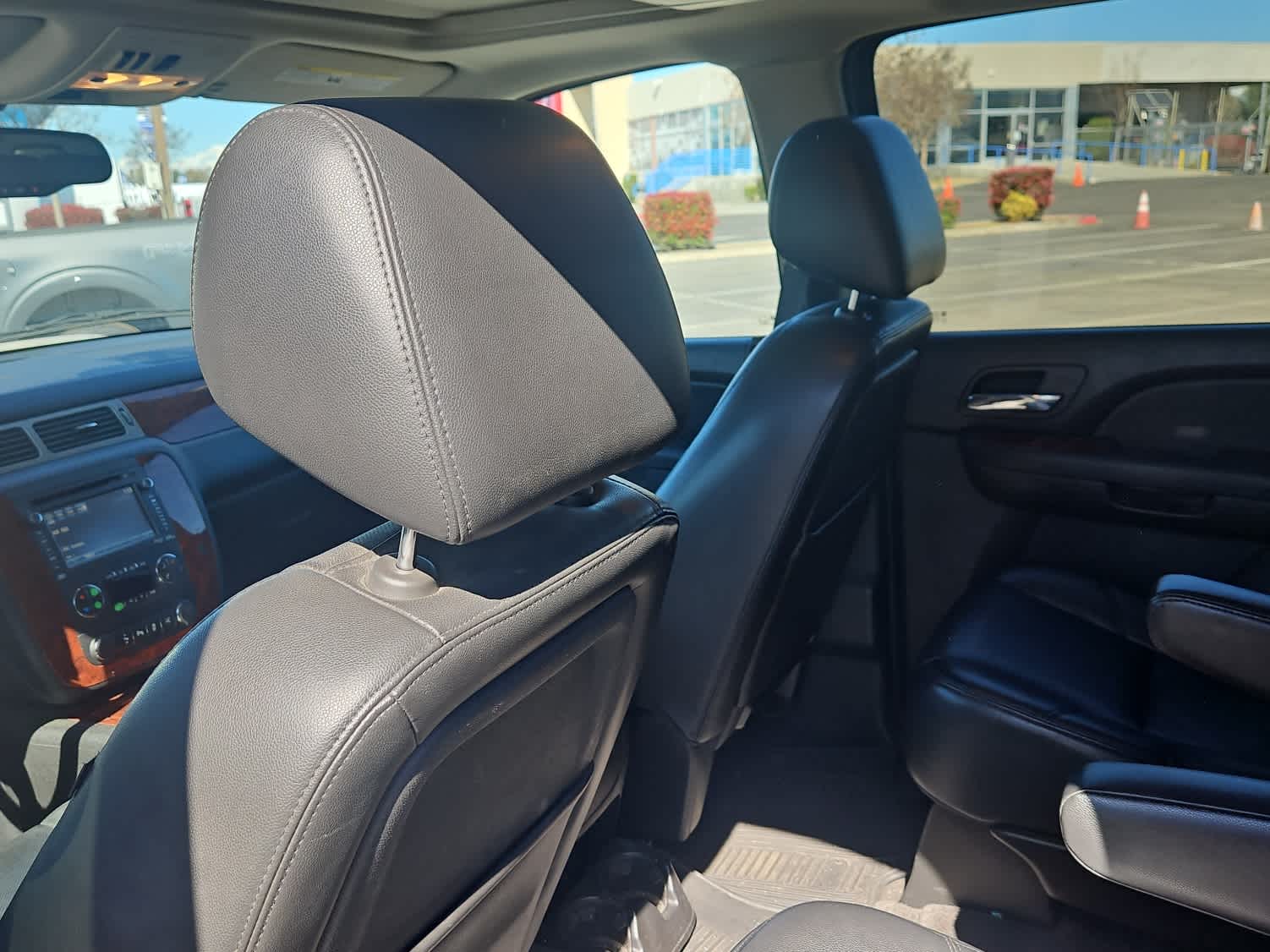 Thumbnail: 2013 Chevrolet Tahoe - 11