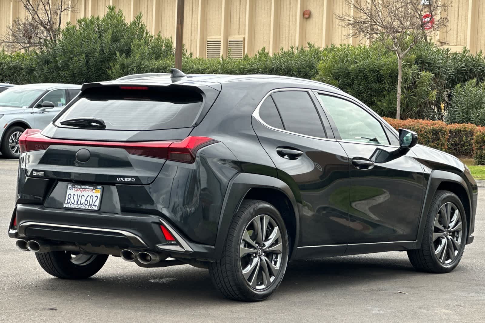 Thumbnail: 2020 Lexus UX - 2
